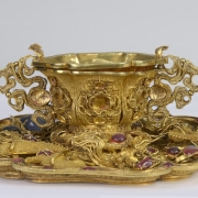 Две чашечки с блюдцами. Китай. Династия Мин, конец XVI – начало XVII веков. Предоставлено: © Государственный Эрмитаж.