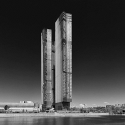 Михаил Розанов. Фотосъемка Комплекса "Capital Towers", Москва. Sergey Skuratov Architects. Предоставлено автором.
