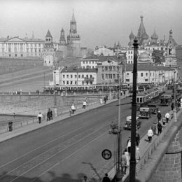 Александр Родченко "Москворецкий мост. Москва" 1930. Предоставлено: © Мультимедиа Арт музей, Москва.