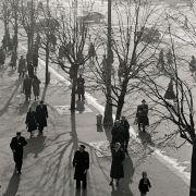 Владимир Степанов "Солнечный апрель. Цветной бульвар" 1956. Предоставлено: Галерея Люмьер.