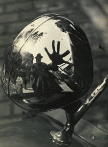 Выставка венгерского классика фотографии И.Кински (1901-1945).