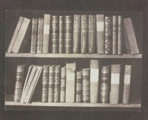 Уильям Генри Фокс Тальбот "Библиотека. Лист VIII из альбома "Карандаш природы" 1841–1844
