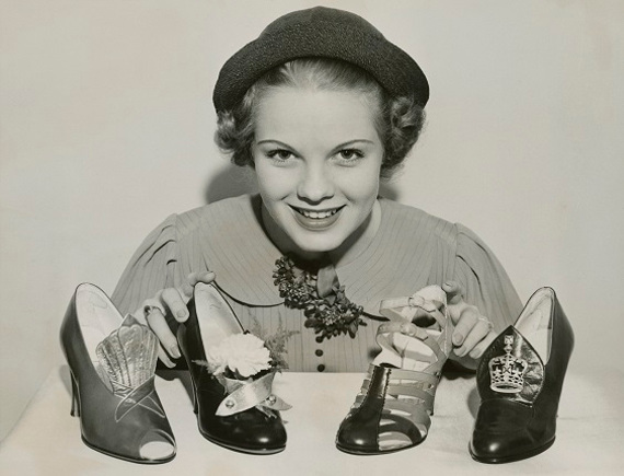 Неизвестный автор «Выставка обуви в отеле «Уолдорф Астория» Нью-Йорк, США, 1936.