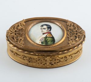 Бонбоньерка с портретом Наполеона I. Начало XIX века, Франция