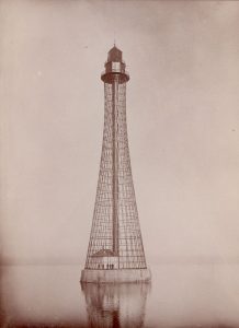 Аджигольский маяк системы инженера В.Г. Шухова под Херсоном высотой 68 м. Фотография, 1911