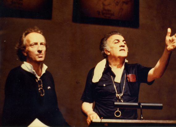 Федерико Феллини и Болдуин Баас во время съемок фильма «Репетиция оркестра» 1978. Предоставлено: Государственный центральный музей кино.