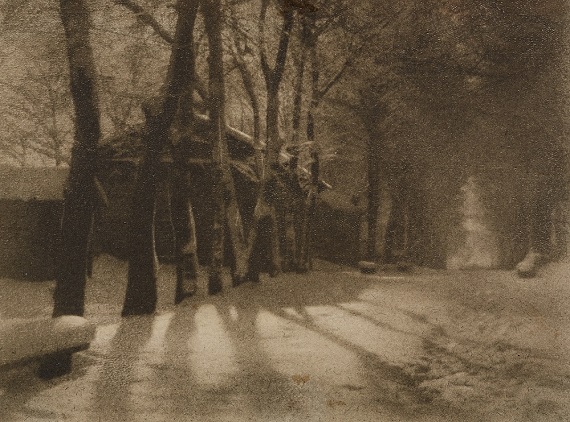 Николай Андреев «В городском парке» 1930-е. Предоставлено: Государственная Третьяковская галерея.