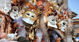 Томск Выставка Венецианские маски Магия карнавала Томский областной художественный музей
