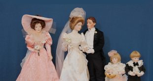 Калуга Выставка кукол Свадебный альбом Калужский музей изобразительных искусств